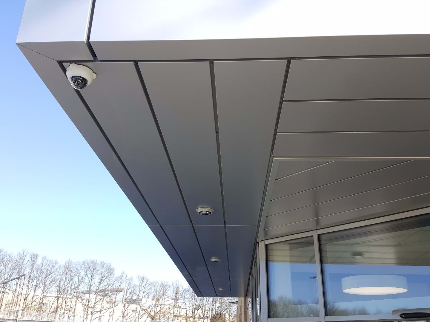 Alucobond () Alucobond