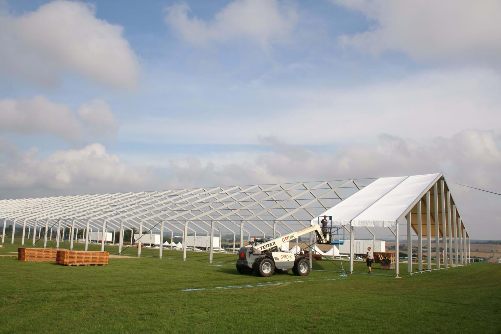 Tält 30 x 105 meter